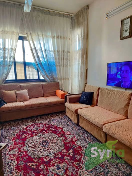 شقة في دمشق