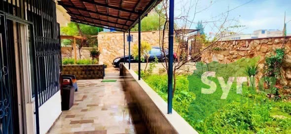 منزل في اللاذقية
