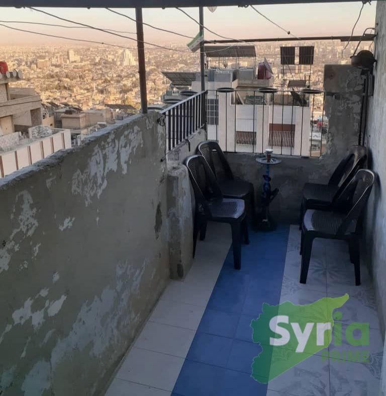 شقة في دمشق
